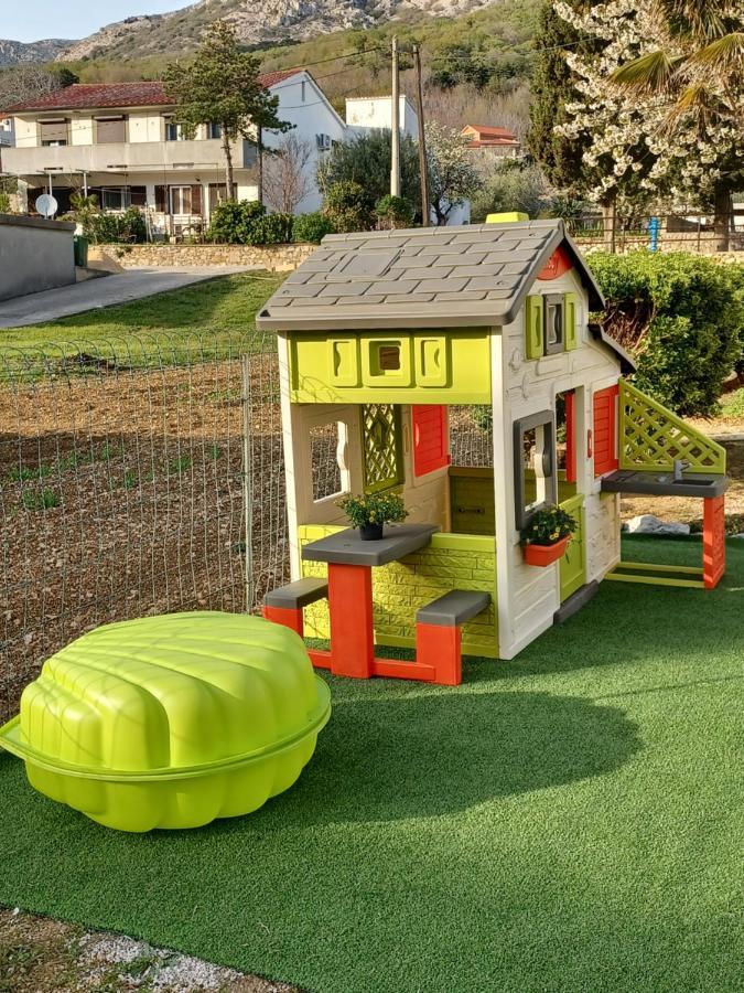 באסקה Apartments Polonijo מראה חיצוני תמונה