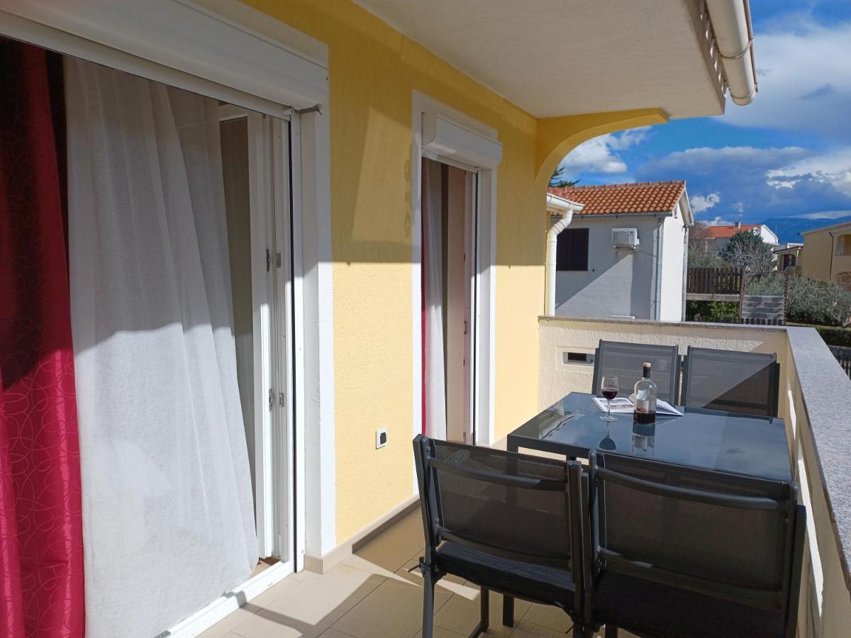 באסקה Apartments Polonijo מראה חיצוני תמונה
