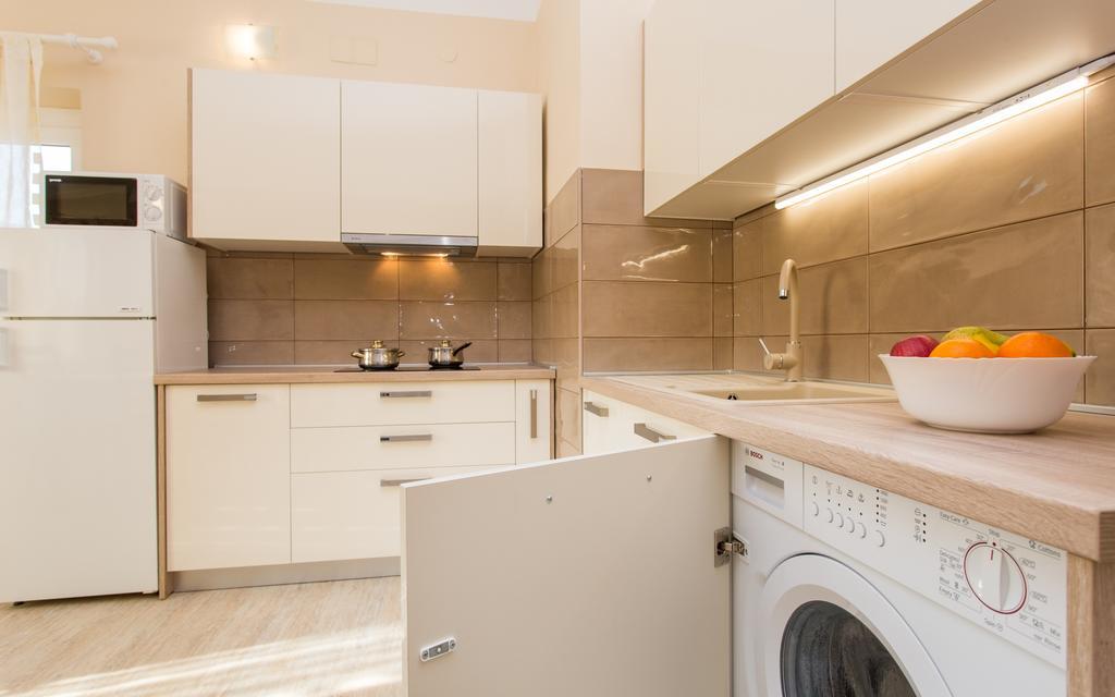 באסקה Apartments Polonijo מראה חיצוני תמונה
