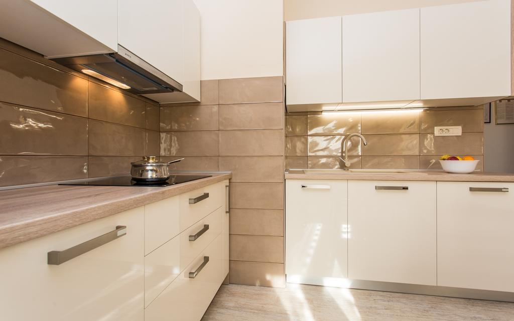 באסקה Apartments Polonijo מראה חיצוני תמונה
