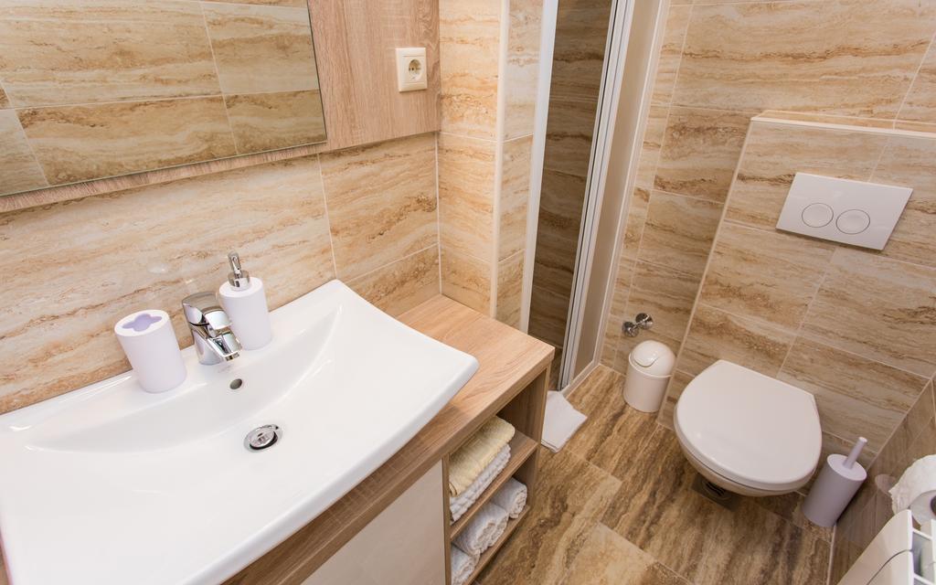 באסקה Apartments Polonijo מראה חיצוני תמונה