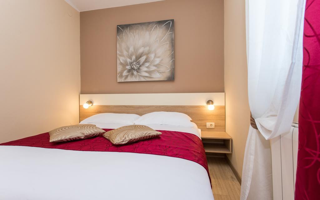 באסקה Apartments Polonijo מראה חיצוני תמונה