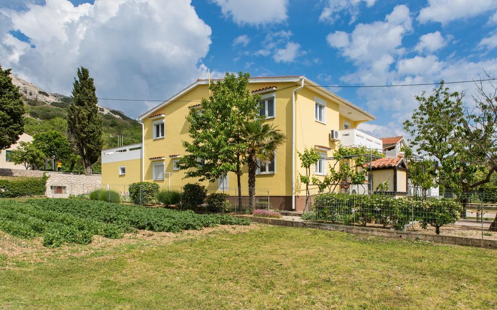 באסקה Apartments Polonijo מראה חיצוני תמונה
